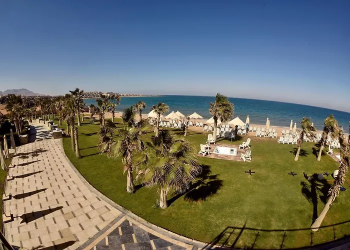 Hotel Grand Ocean Sokhna & 5*
